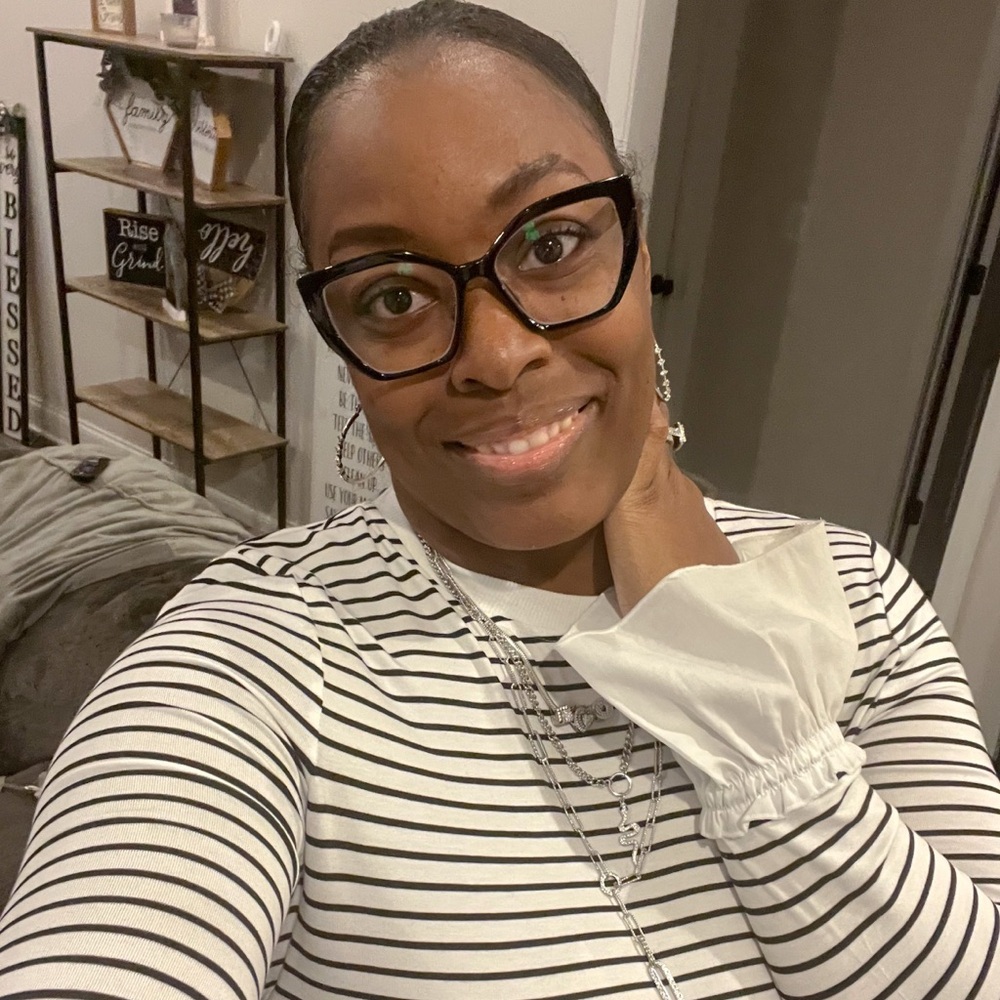 Meet your Posher, Michelle